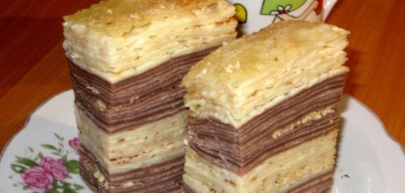 Блинный торт со сметаной и сгущенкой