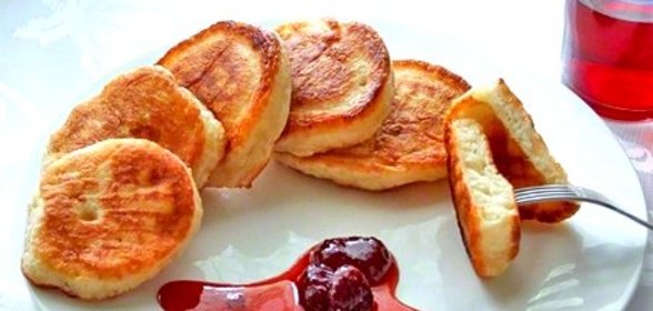 Дрожжевые оладьи без яиц