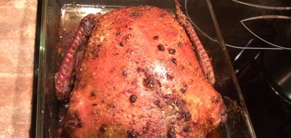 Утка, фаршированная гречкой с грибами