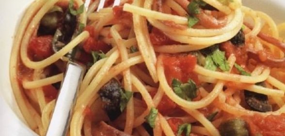 Зеленые маринованные помидоры с начинкой