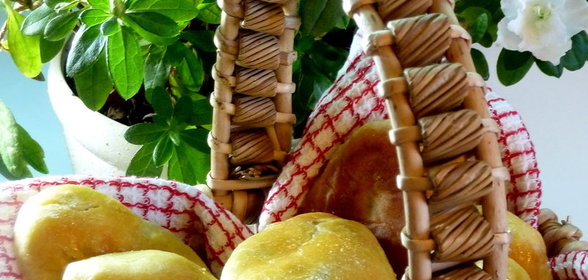 Пирожки с солеными груздями ( или любыми солеными грибами)