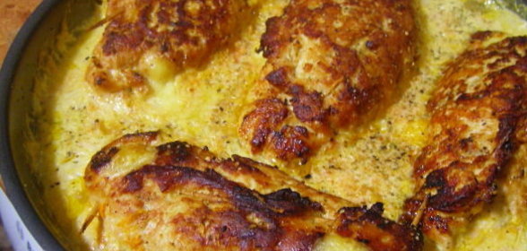 Куриные рулетики по-французски с грибами и сыром