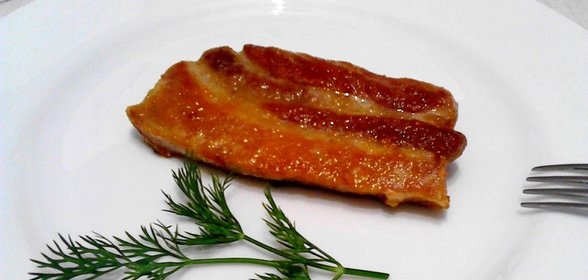 Стейки в горчично-сливочном соусе с чесноком