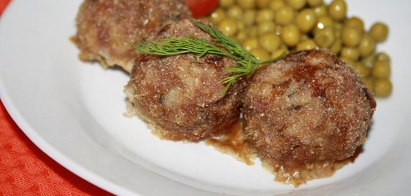 Запеченные в цельнозерновой муке мясные шарики