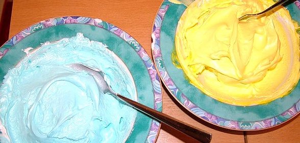 Крем для розочек на торт