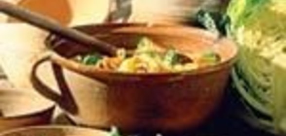 Куриный суп с сельдереем