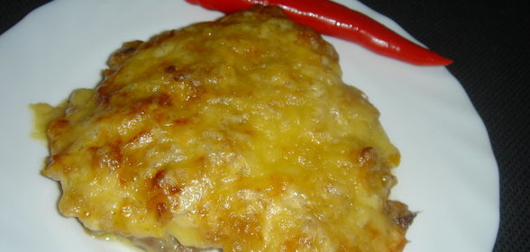 Свинка под шапкой