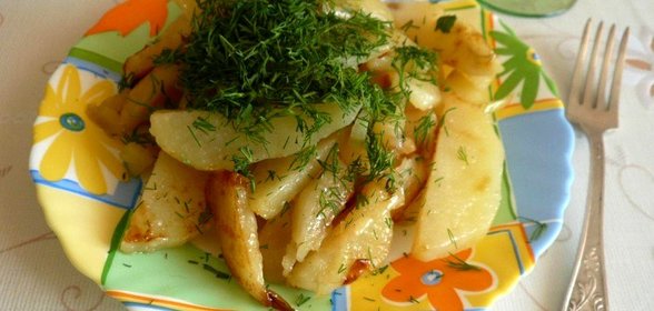 Картофель с луком и укропом