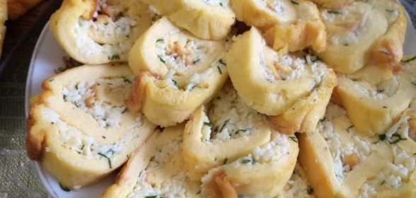 Омлетный рулет с сыром