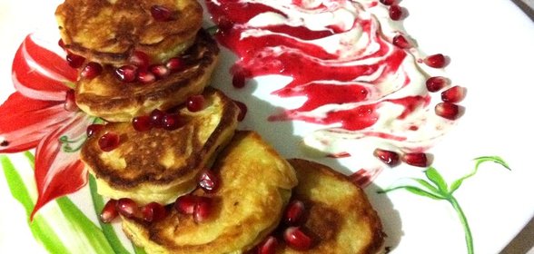 Оладьи с яблоком и кокосом