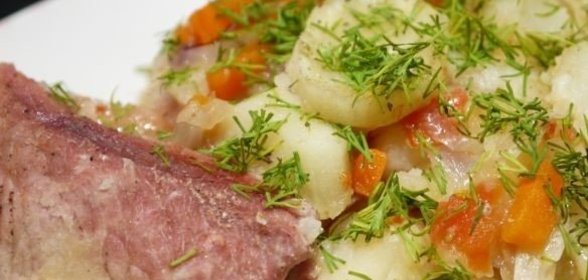 Жаркое из свинины с картофелем