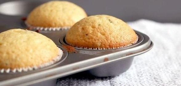 Маффины с лимоном и розмарином