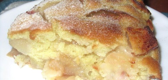 Постный яблочный пирог на минеральной воде