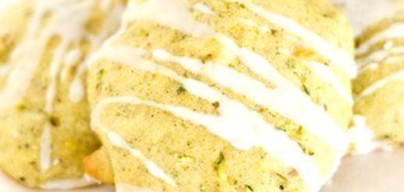 Кукурузное печенье с цукини и лимонной цедрой