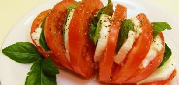 Щи из квашеной капусты с головизной