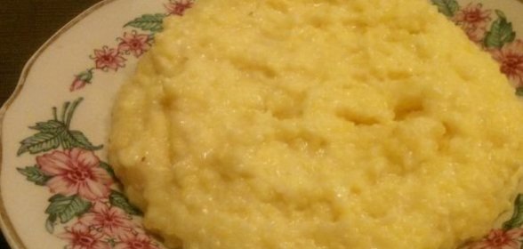 Каша кукурузная молочная
