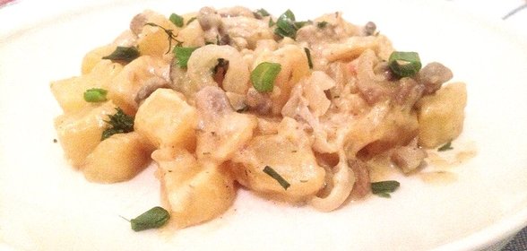 Соус с шампиньонами и картофелем