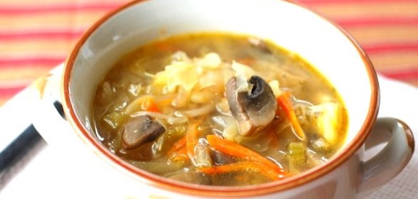 Вегетарианские щи из квашеной капусты