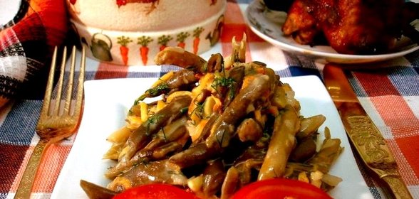 Фасоль стручковая со сметаной