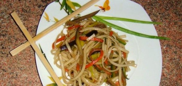 Курица с овощами по-японски