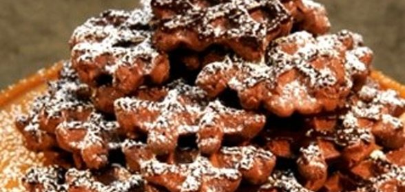 Шоколадное вафельное печенье