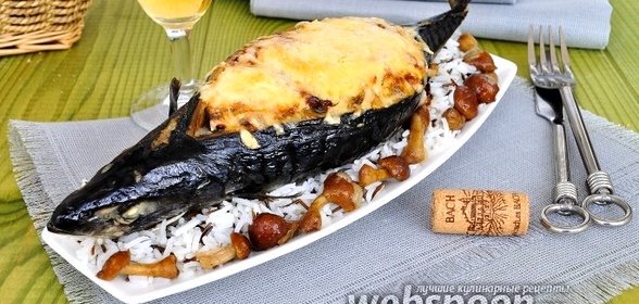Скумбрия запечённая с сыром и грибами