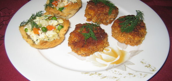 куриные медальоны с хлебными корзинками