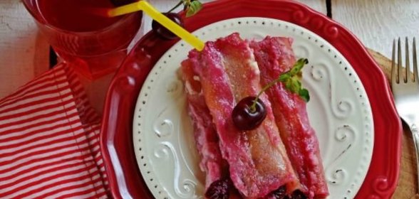 Каннеллони с творогом и вишней
