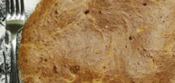 Салат с клубникой и сыром бри