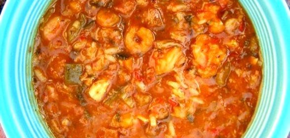 Курица с рисом и овощами по‑креольски