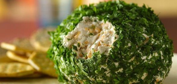 Сырное ассорти с луком
