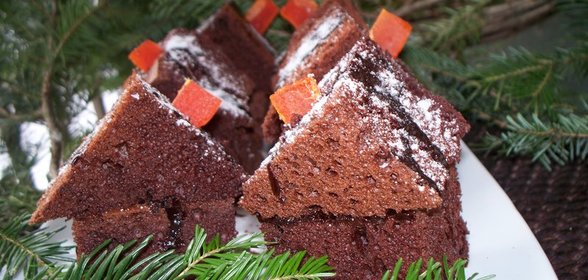 Вариант подачи пирожных на новогодний стол !!!