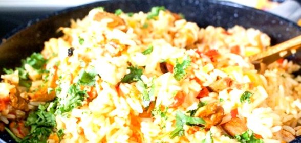 Плов с лисичками