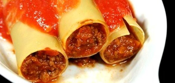 Каннеллони с фаршем в мультиварке