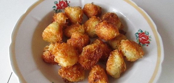 Картофельные шарики на сковороде