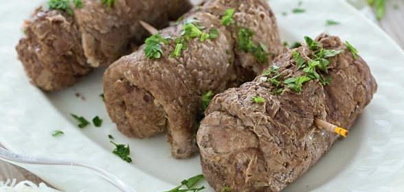 Конвертики из говядины с зеленью