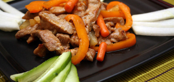 Свинина в кисло-сладком соусе