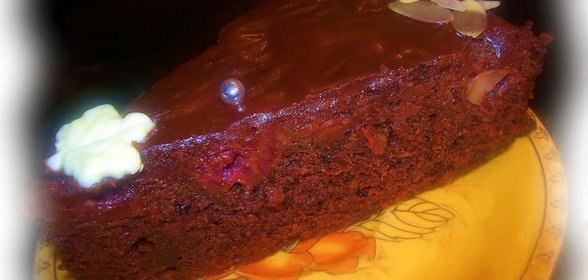 Торт Шоколадно-вишнёвая сказка (и снова влажно и нежно, да с ореховой ноткой )