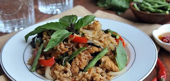 Рис по-тайски с овощами