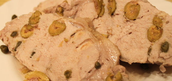 Свинина фаршированая каперсами и оливками