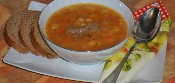 Суп с фасолью и говядиной