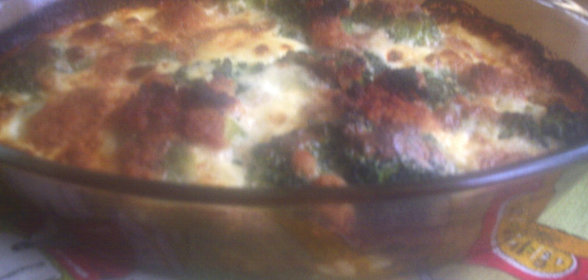 Брокколи, запеченная с сыром