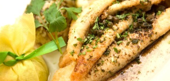 Камбала с маслом из каперсов и лимона