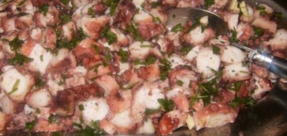 САЛАТ ИЗ ОСМИНОГА