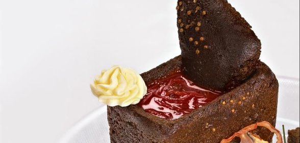 Борщ в буханке бородинского хлеба