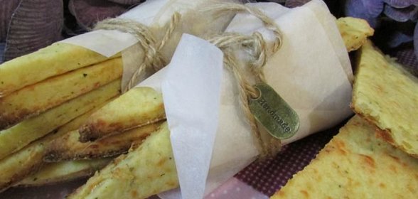 Картофельное печенье с сыром и прованскими травами