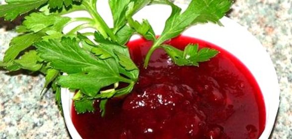Быстрый клюквенный соус