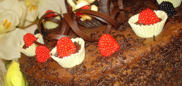 КОРОЛЕВСКИЙ ШОКОЛАДНЫЙ ТОРТ