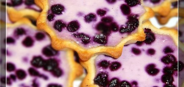 Ватрушки с черникой