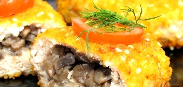 Котлеты из индейки с грибами